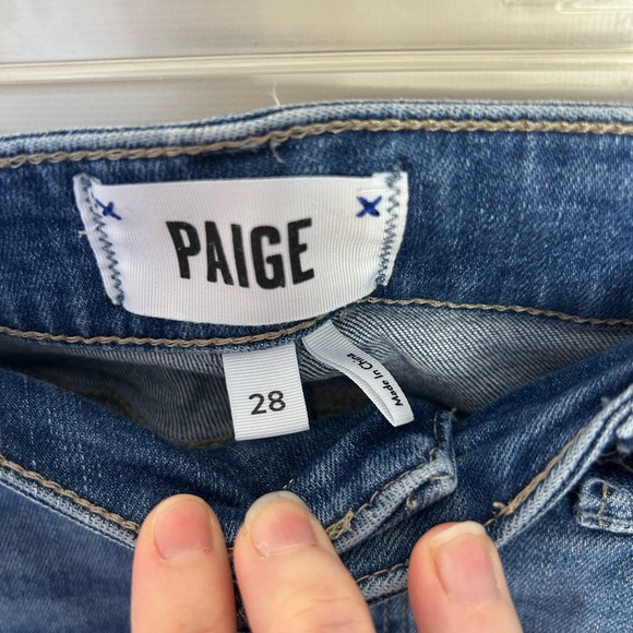 PAIGE Verdugo Ankle Jean with Frayed Sides - Picture 3 of 6